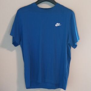 Nike Blue Short Sleeve Tee with Iconic Swoosh